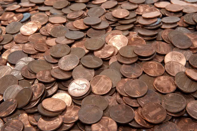 how much is 700 000 in pennies