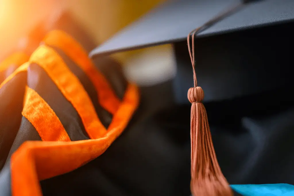 graduation gown and cap - featured image