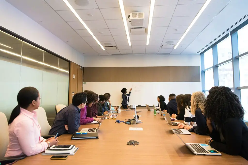 lecture on lawsuit - featured image